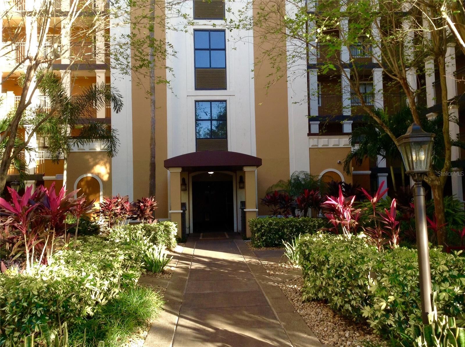 Property Photo: 12527 Floridays Resort Drive 611-E FL 32821