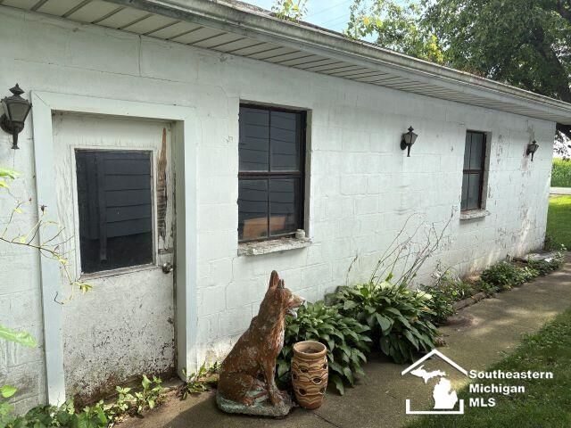 Property Photo: 5782 Lewis Ave Avenue MI 48140