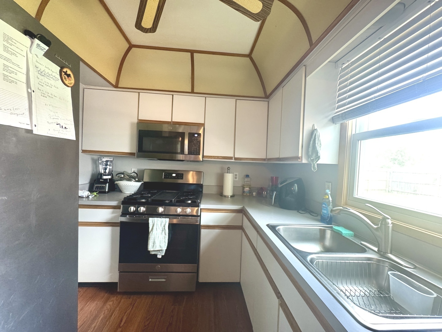 Property Photo: 2415 Goldenrod Court IL 60506