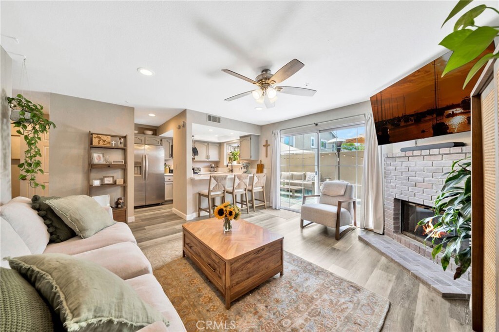 17601 Newland Street D  Huntington Beach CA 92647 photo