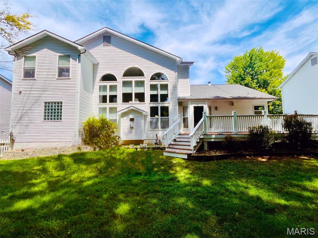 Property Photo:  249 E Governor Place  MO 63301 