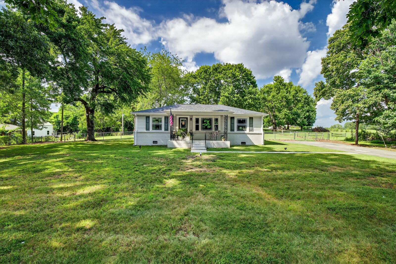Property Photo:  124 Prospect Rd  TN 37334 