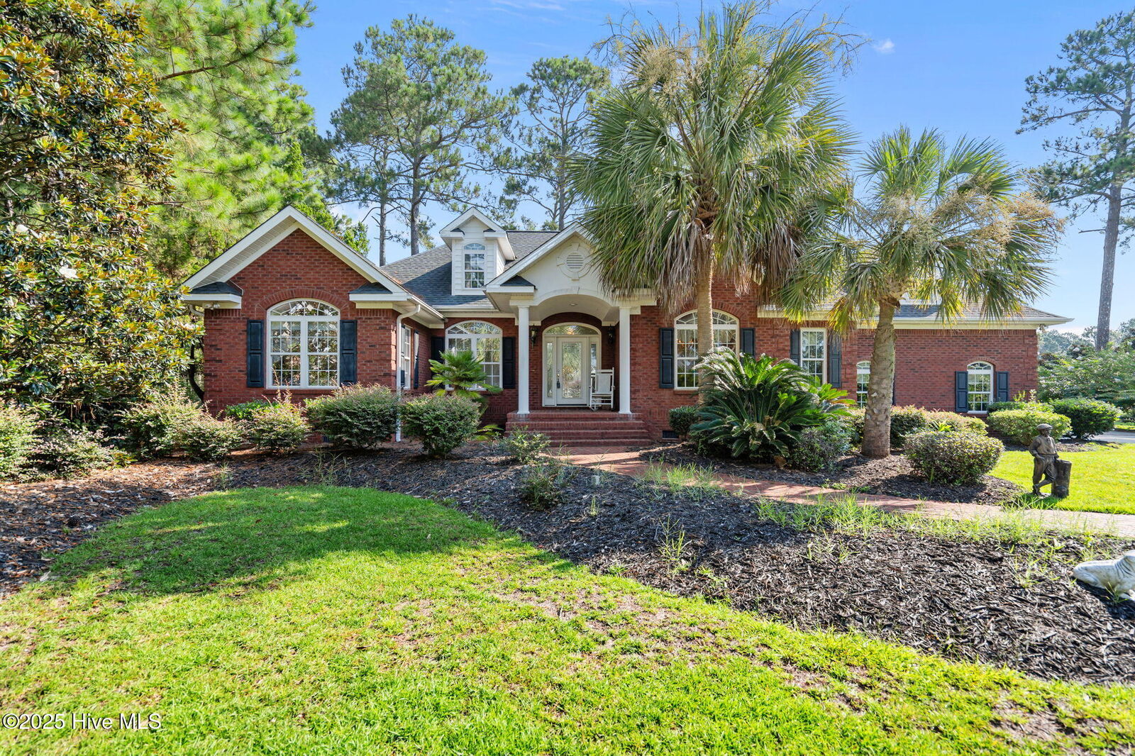 Property Photo: 547 Blakely Court NW NC 28467