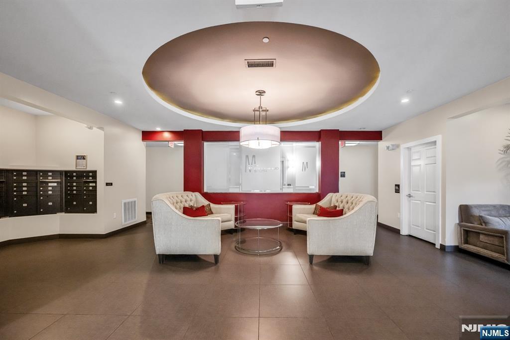 Property Photo:  2227 Riverview Avenue 227  NJ 07631 