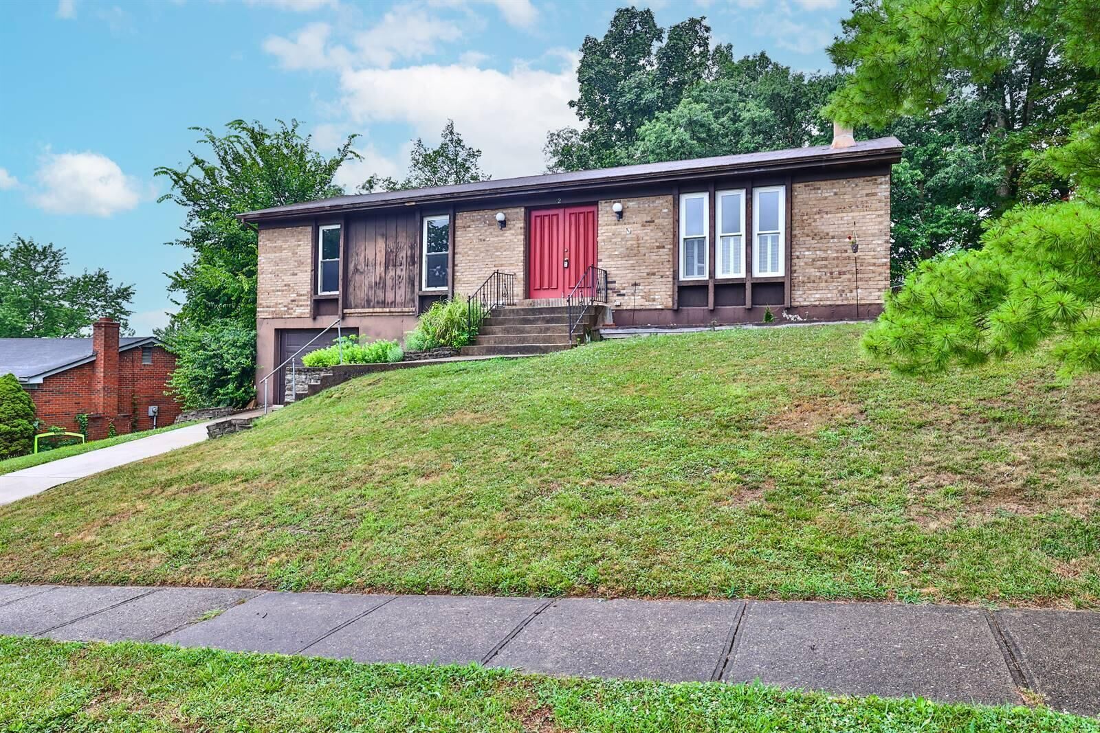 Property Photo:  2 Malibu Drive  KY 41076 
