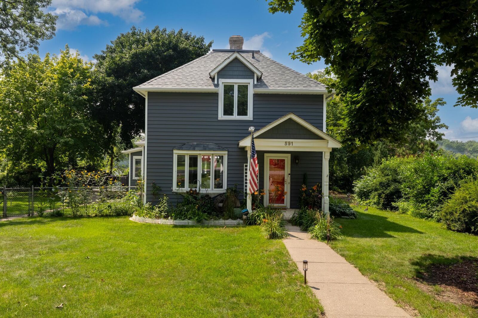 Property Photo: 591 2nd Avenue MN 55055