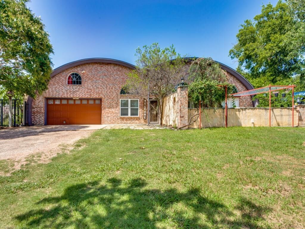 Property Photo:  705 24th Street  TX 76058 