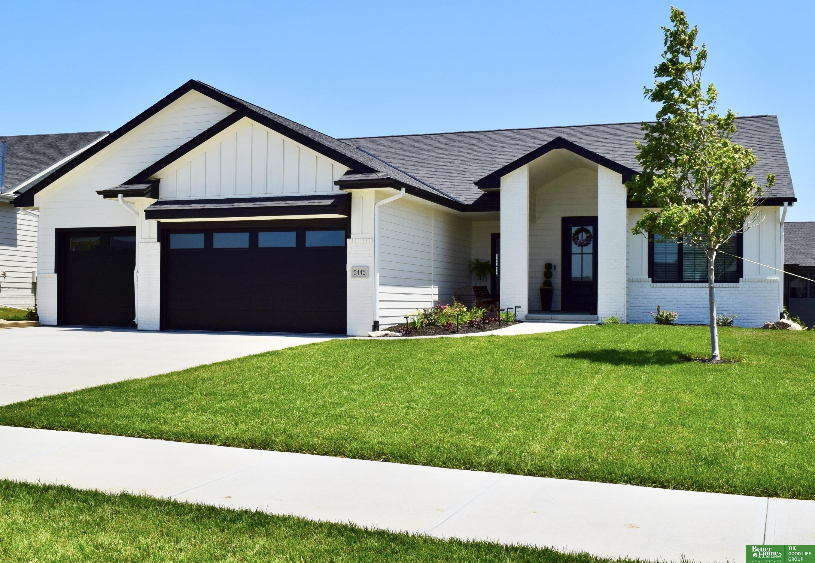 5445 Kestrel Parkway  Omaha NE 68022 photo