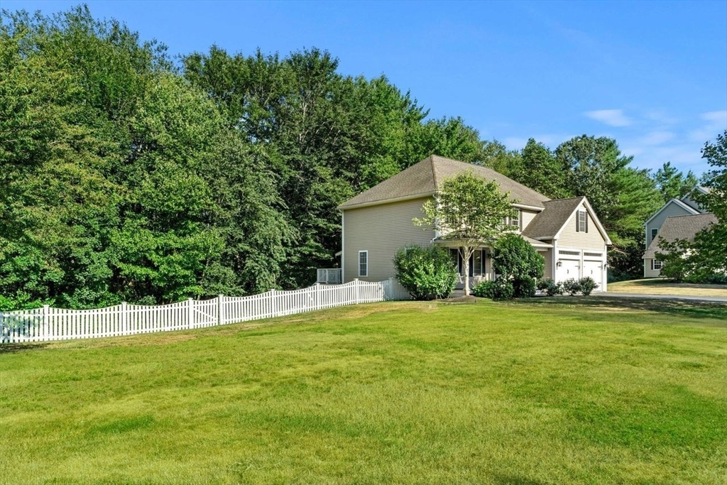 Property Photo:  29 Pillsbury Lane  MA 01833 