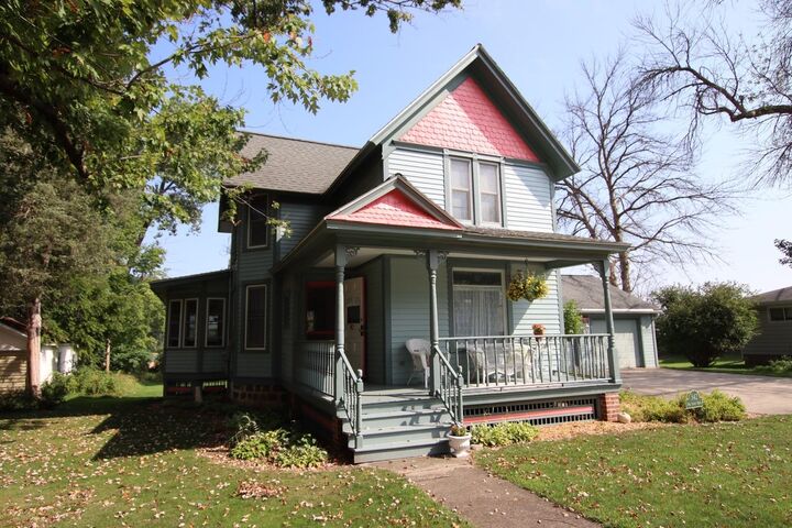 Property Photo: 542 Hill Street WI 54941