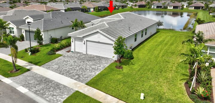 Property Photo: 11886 SW Poseidon Way FL 34987