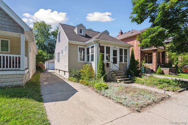 Property Photo: 295 W Webster Street MI 48220