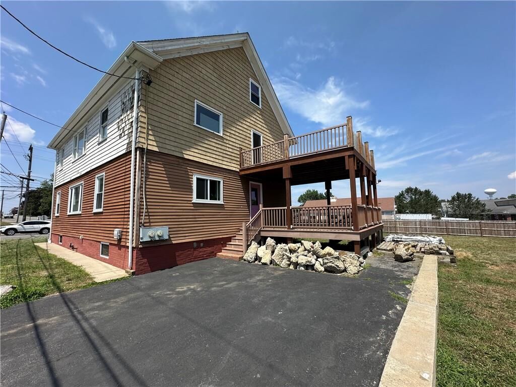 Property Photo: 2872 Pawtucket Avenue 1 RI 02915