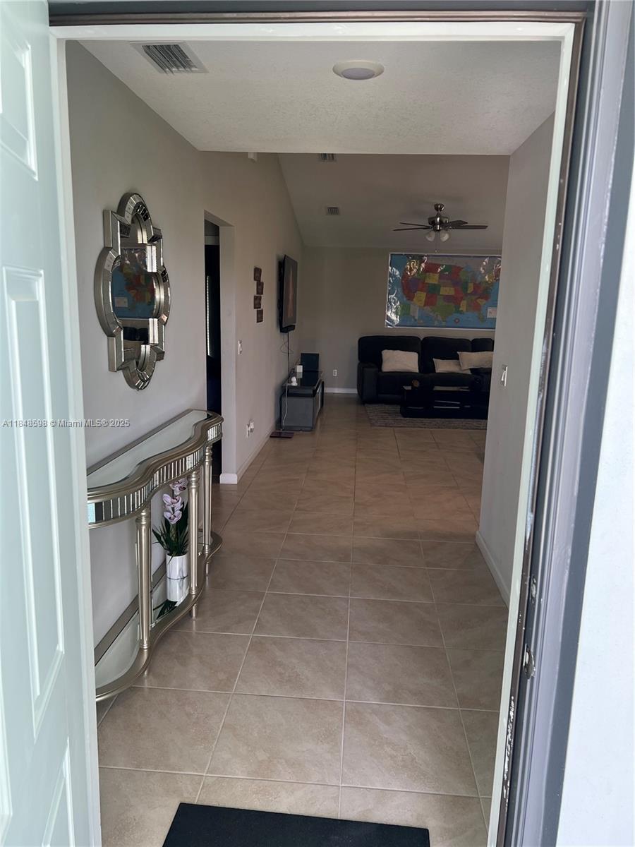 Property Photo:  172 SW Langfield Ave 0  FL 34984 