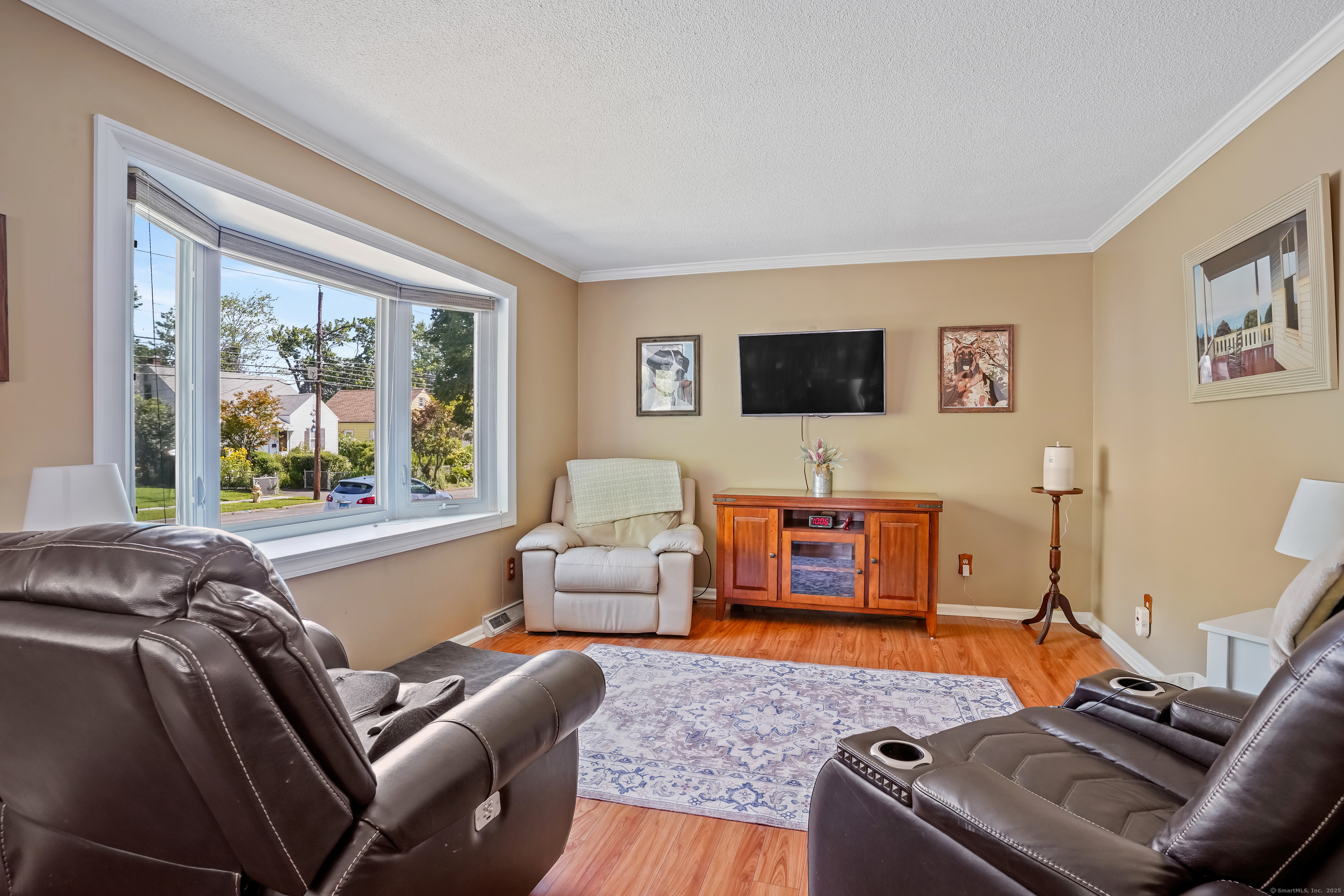 Property Photo:  385 Burnsford Avenue  CT 06606 