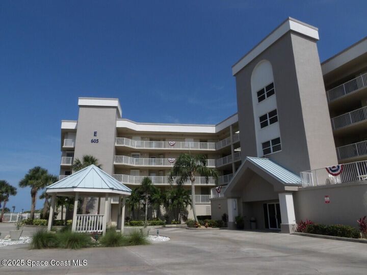 Property Photo:  605 Shorewood Drive  FL 32920 