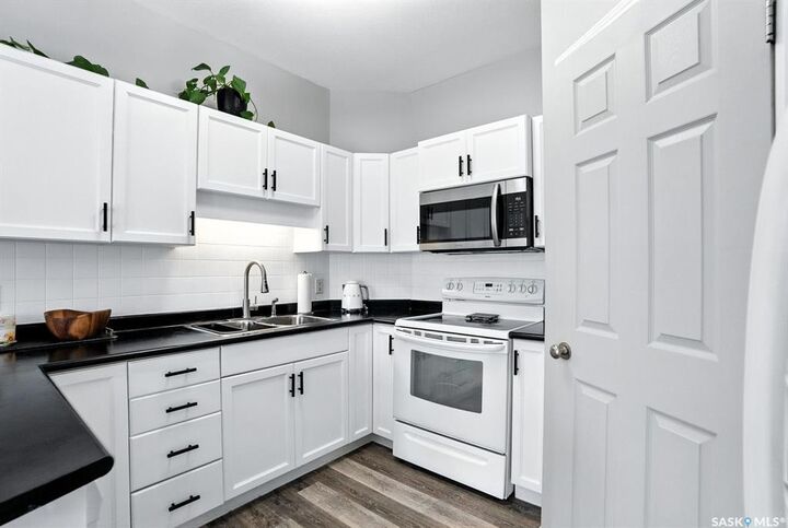 Property Photo:  615 Stensrud Road 144  SK S7W 0A1 