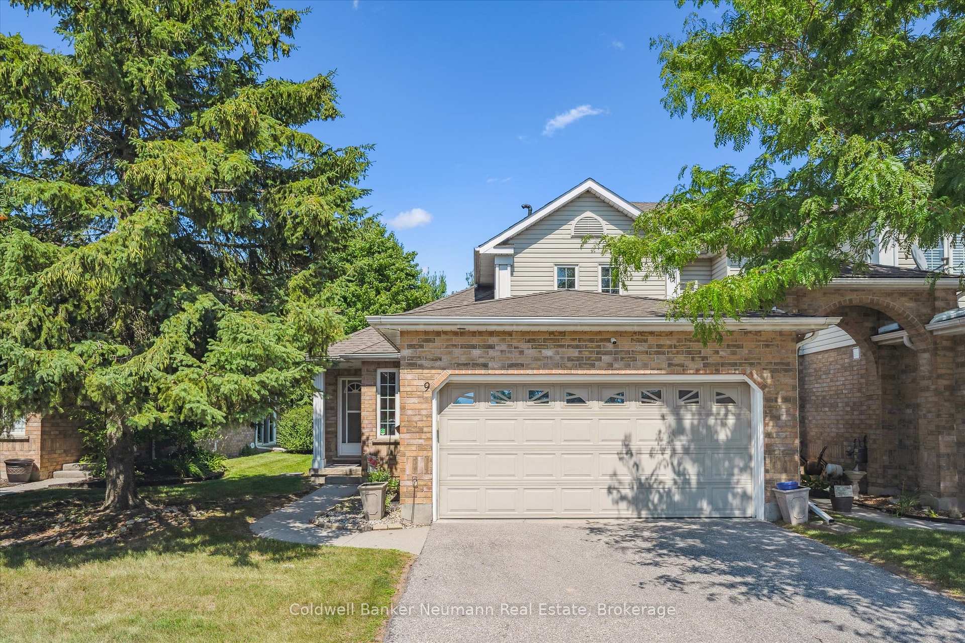 Property Photo:  1550 Gordon Street 9  ON N1L 1C7 