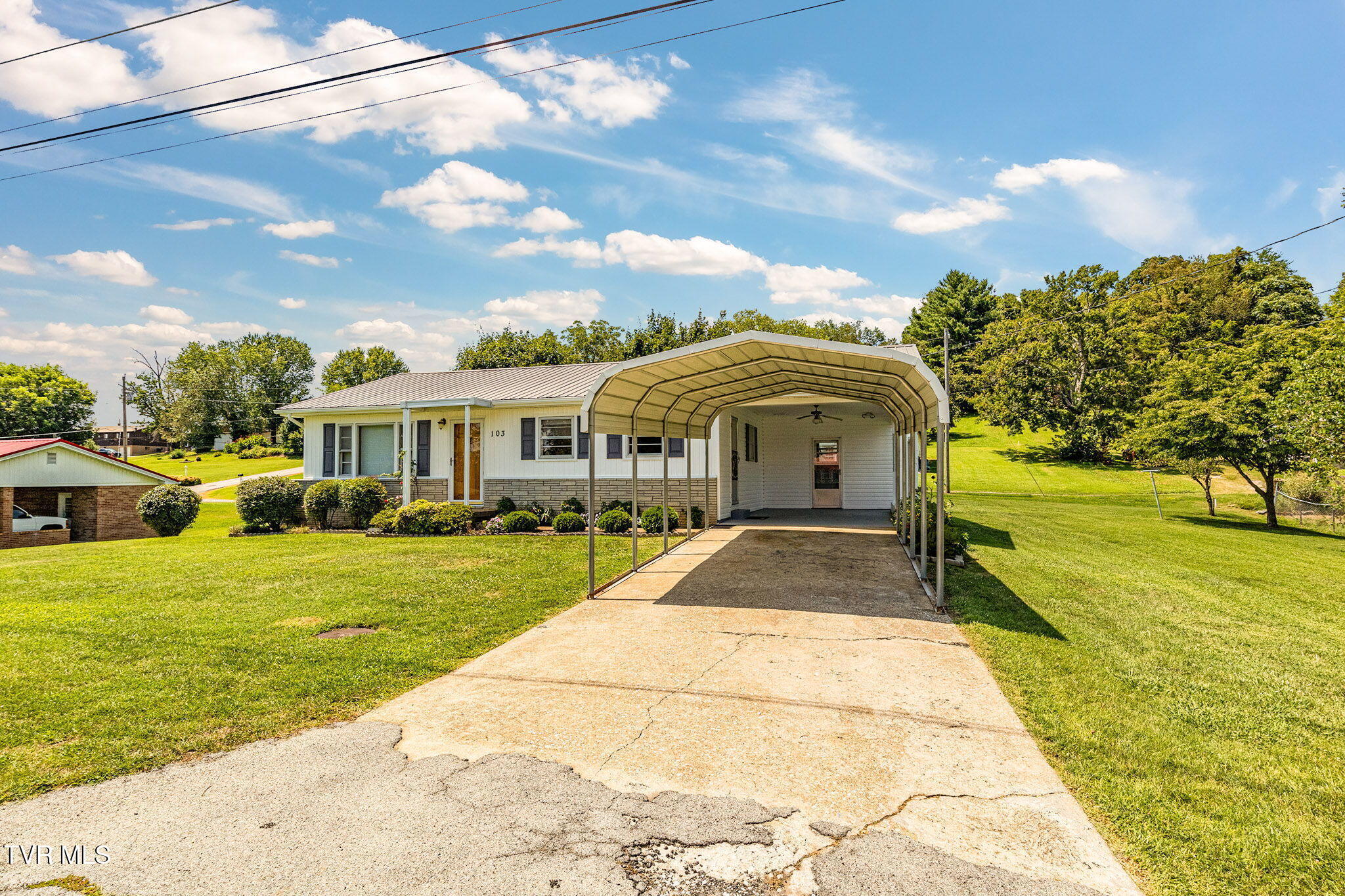 Property Photo:  103 King Drive  TN 37743 