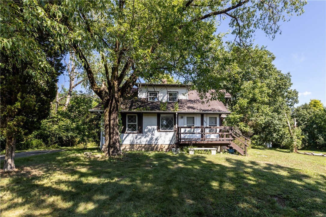 Property Photo:  305 Bunker Hill Rd  PA 15001 