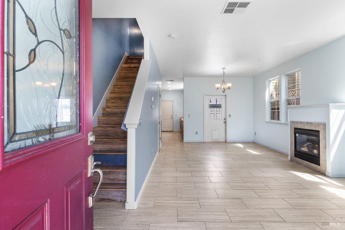 Property Photo: 2556 N Village Drive CA 95403