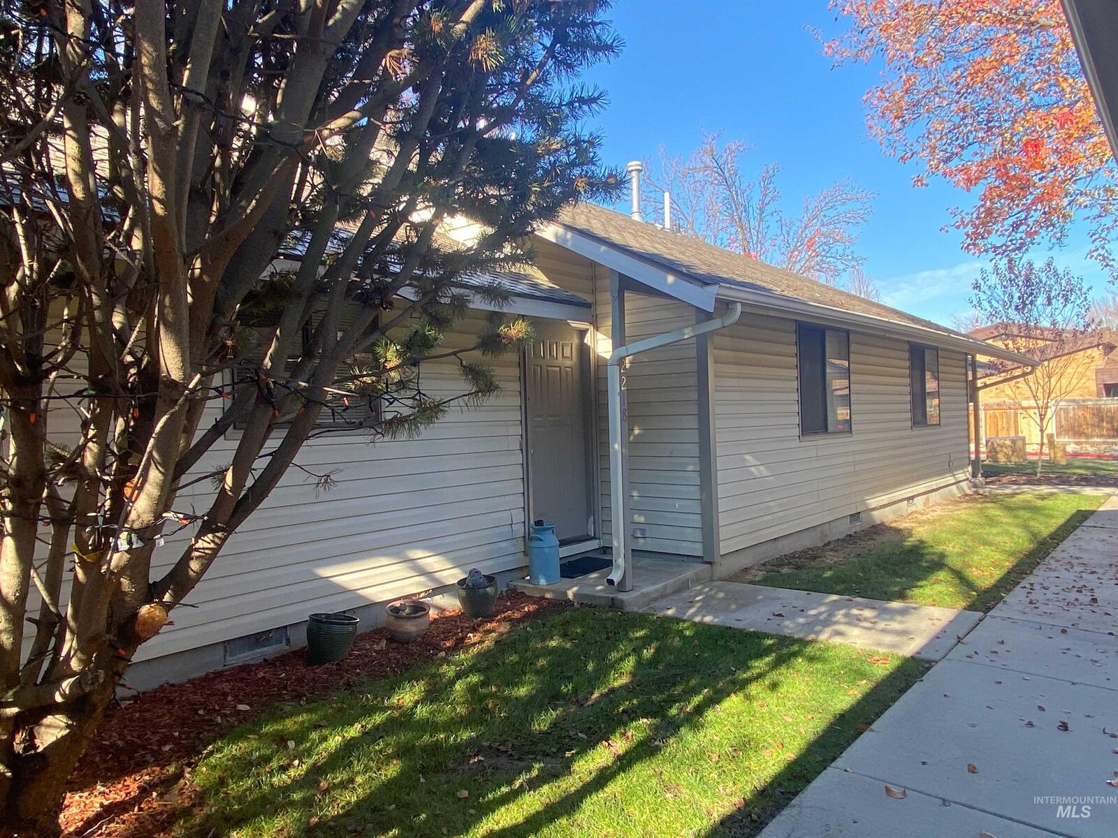 Property Photo: 2132-2198 S Gekeler ID 83706