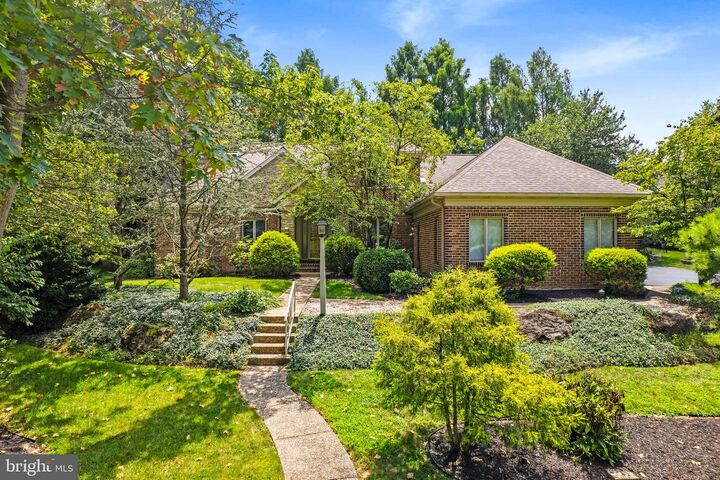 Property Photo: 2138 Waterford Drive PA 17601