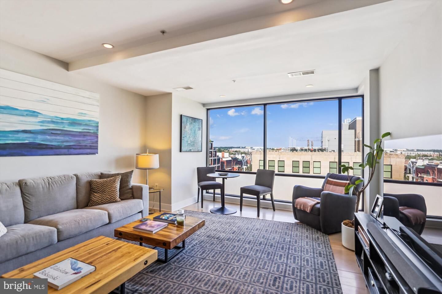 Property Photo:  1634 14th Street NW 604  DC 20009 
