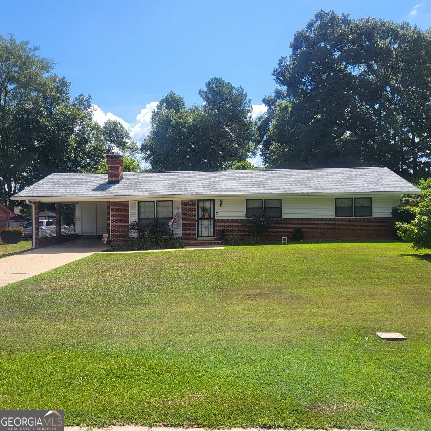 Property Photo:  2404 19th Avenue  AL 36854 