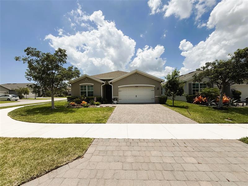 Property Photo: 1704 NE White Pine Terrace FL 34957