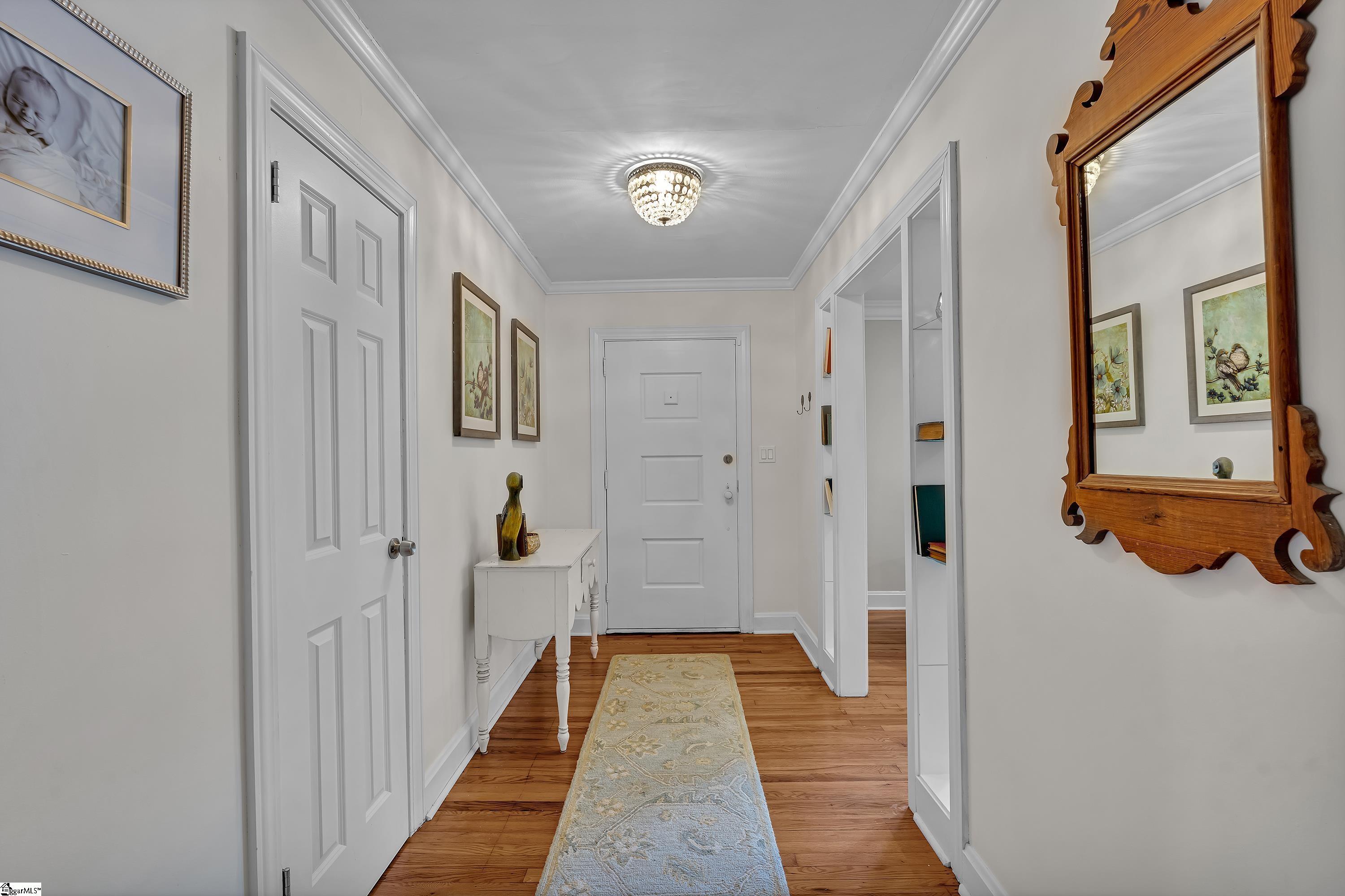 Property Photo: 70 Lake Forest Drive SC 29609