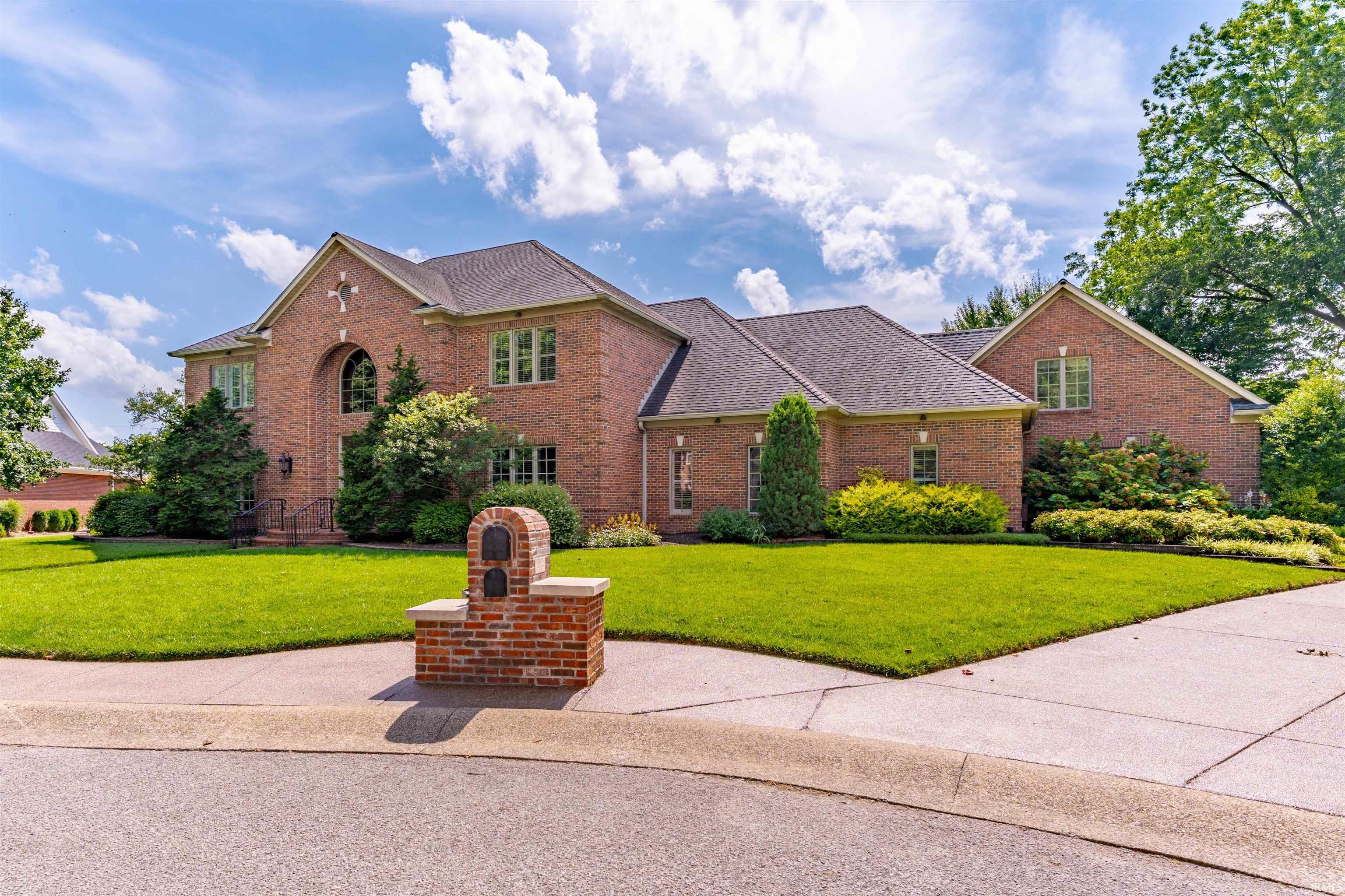 Property Photo:  5405 Winthrop Court  IN 47715 