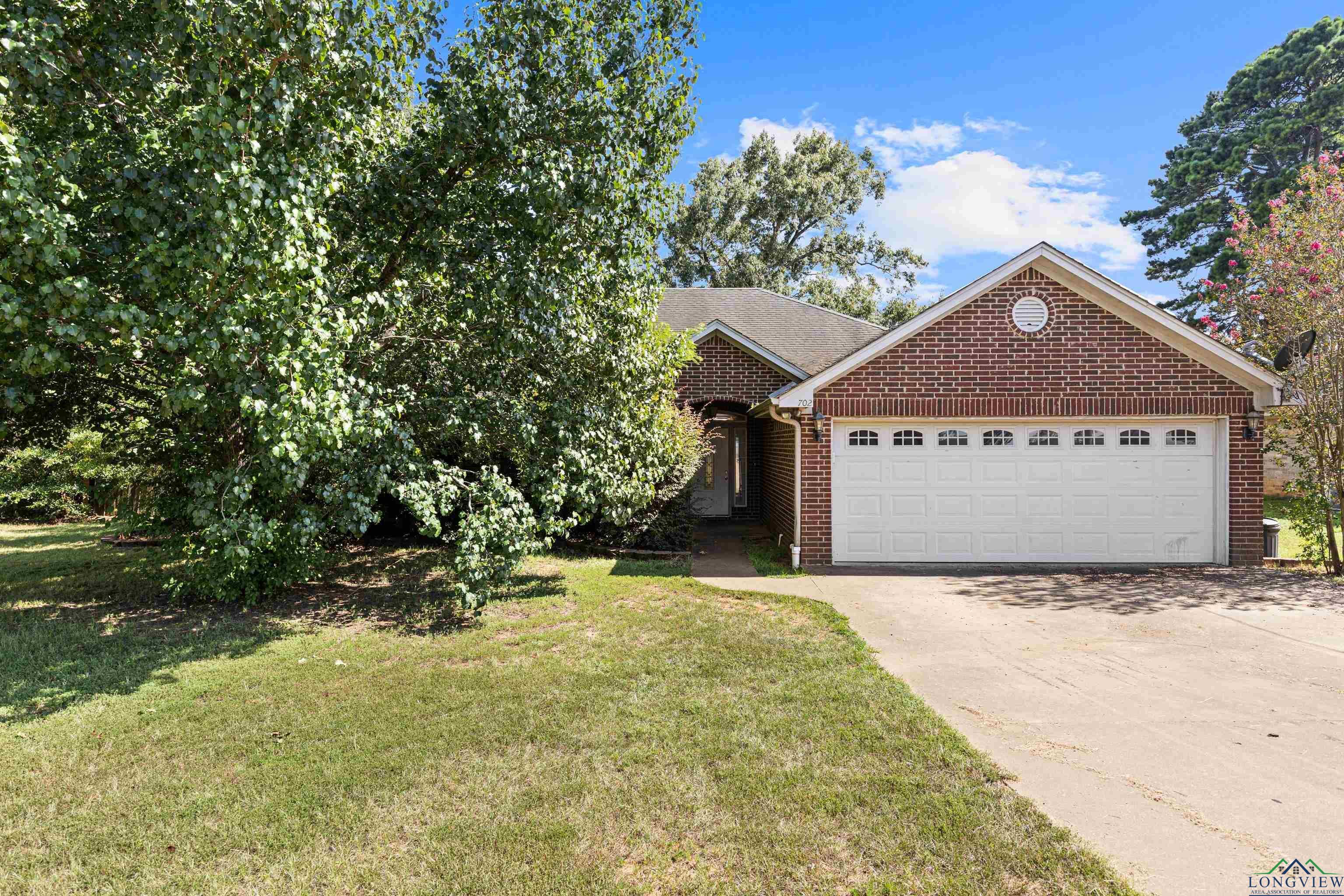 702 Cheryl Dr  Longview TX 75604 photo