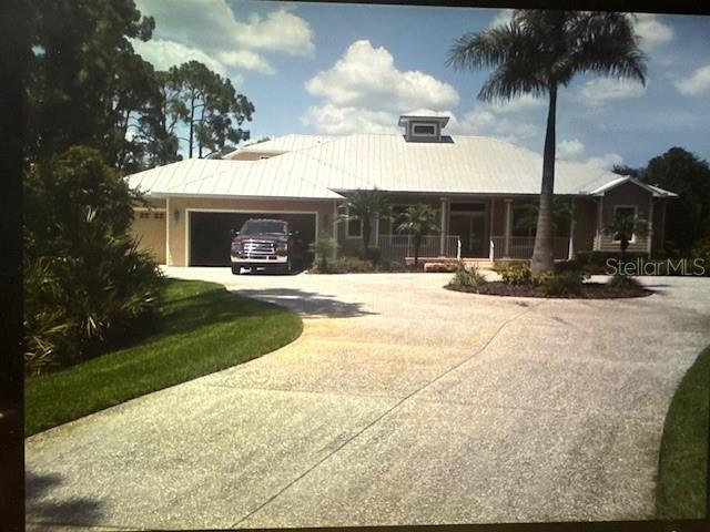 Property Photo: 420 N River Road FL 34293