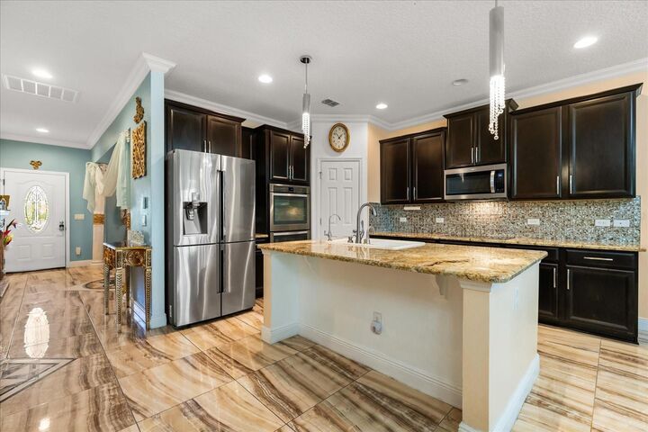 Property Photo: 617 Marsh Reed Drive FL 34787