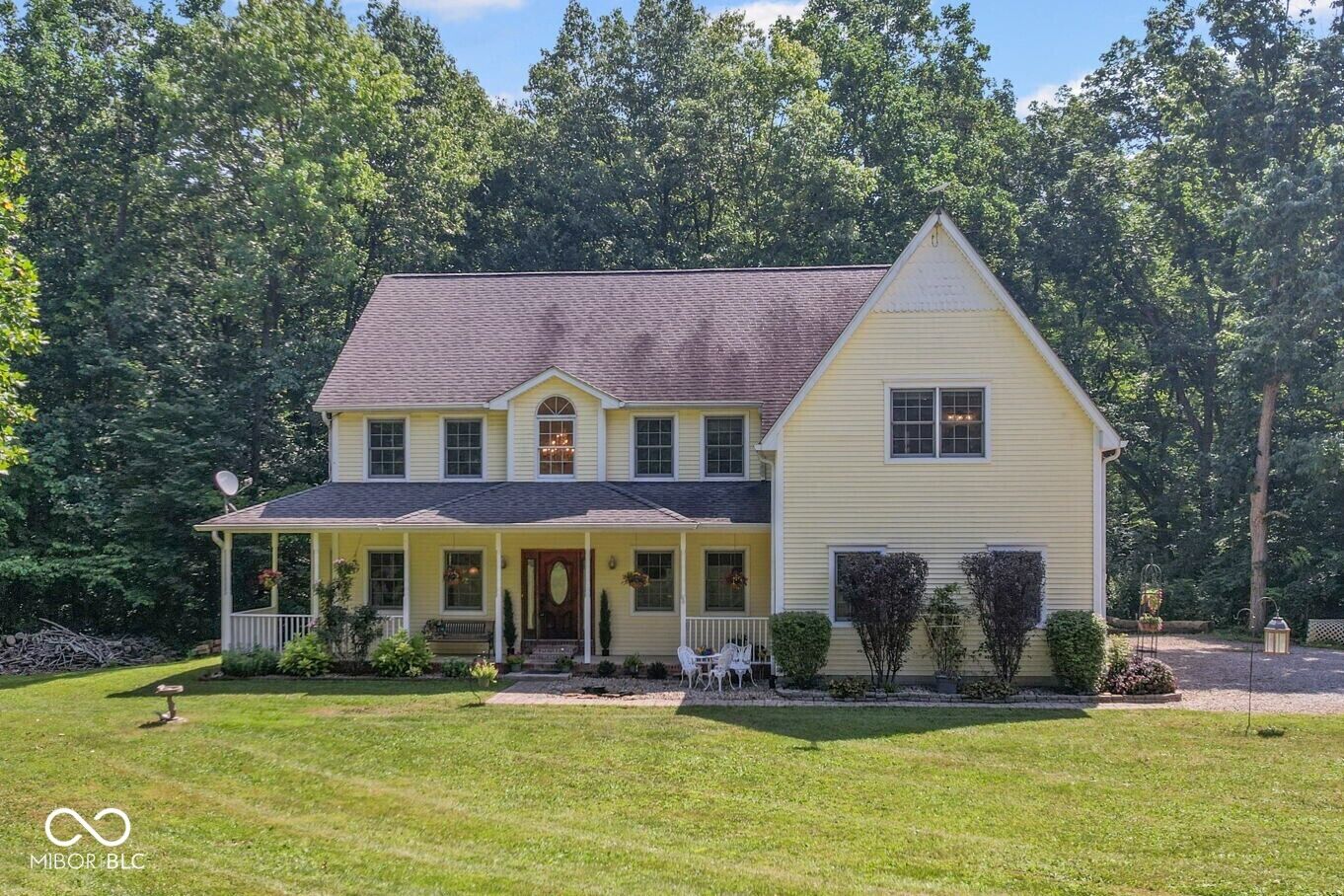 Property Photo:  4866 E 500 S  IN 46131 