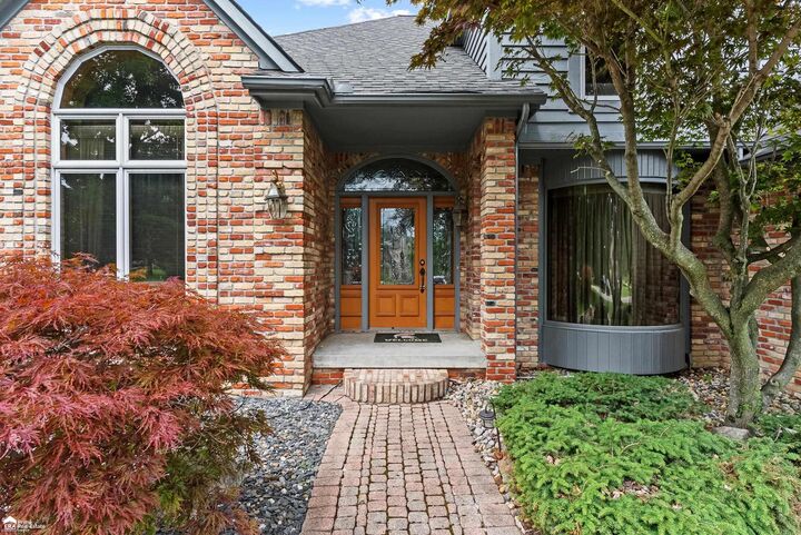 Property Photo:  1183 Kings Carriage Road  MI 48439 