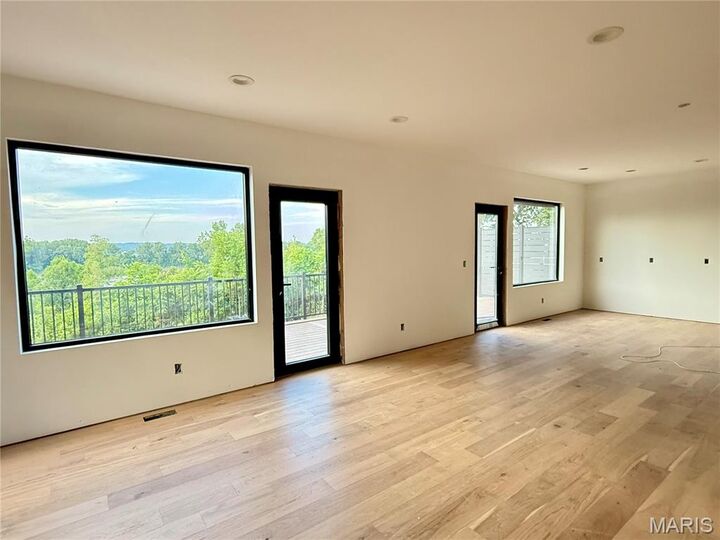 Property Photo:  1017 River Bluff Drive  MO 63090