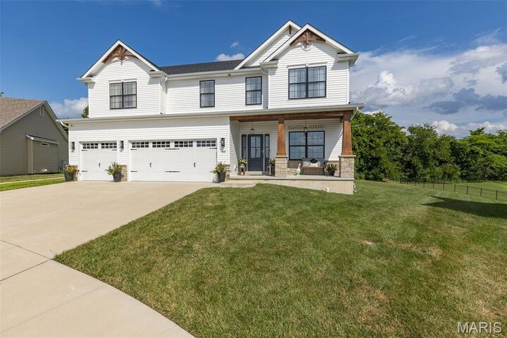 Property Photo: 1800 Valley View Circle MO 63028