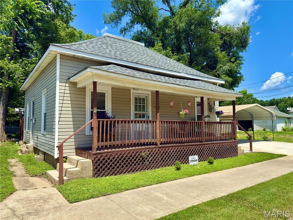 Property Photo:  435 Main Street  MO 65550 