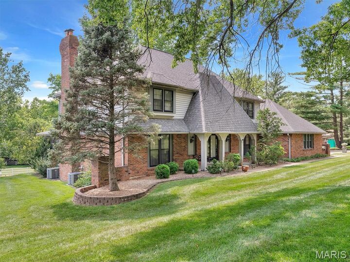 Property Photo:  22 Summerhill Lane  MO 63017 