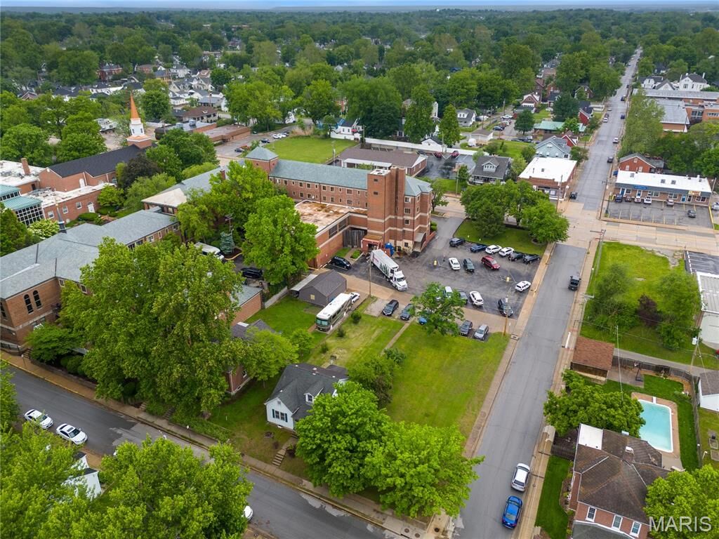Property Photo:  702 Jackson Street  MO 63301 
