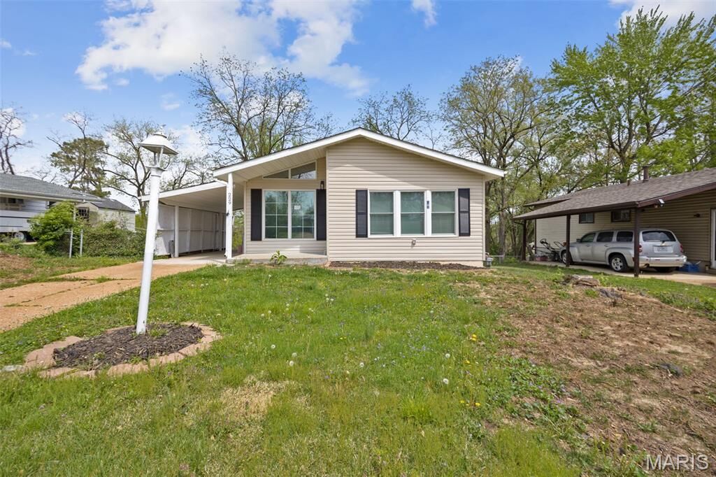 Property Photo: 229 Orchard Avenue MO 63021