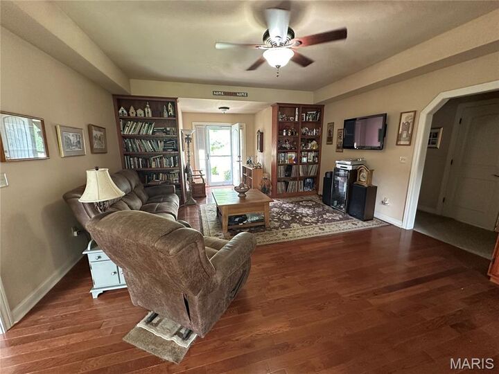 Property Photo:  239 Oak Creek Drive  MO 63755 