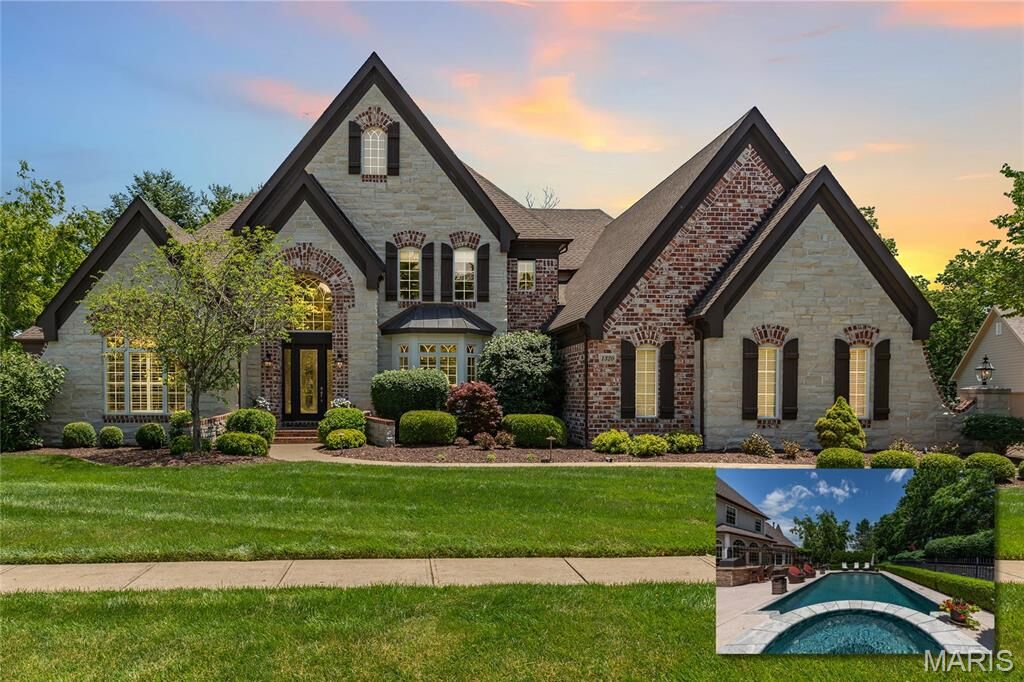 Property Photo: 1320 Westchester Manor Lane MO 63005