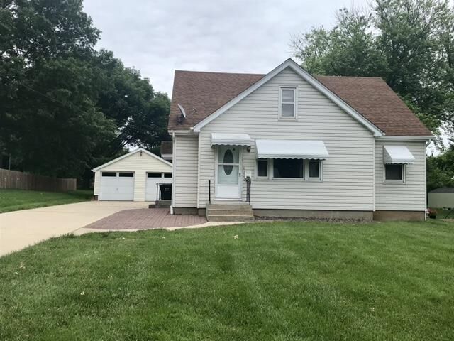Property Photo:  420 N Library Street  IL 62298 