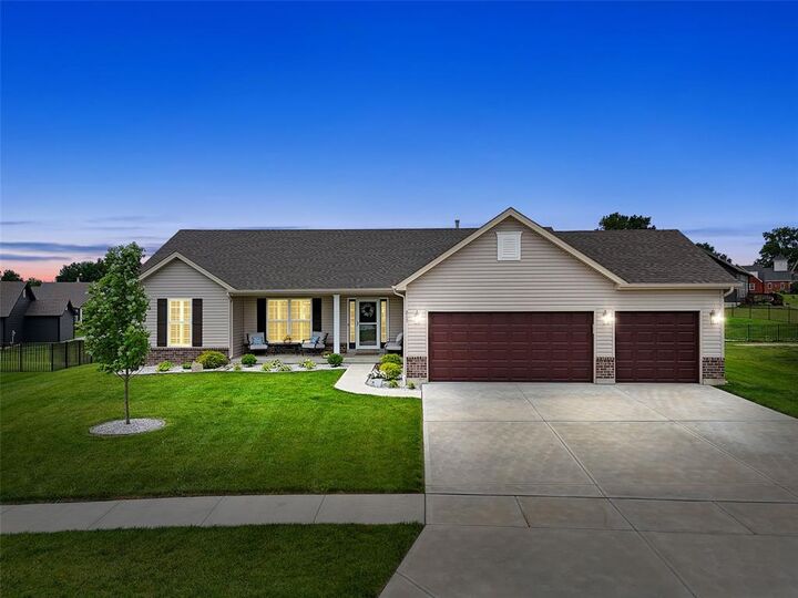 217 Arlington Drive  Moscow Mills MO 63362 photo