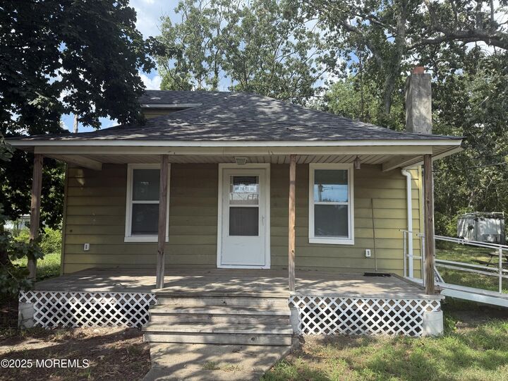 205 Manapaqua Avenue  Lakehurst NJ 08733 photo