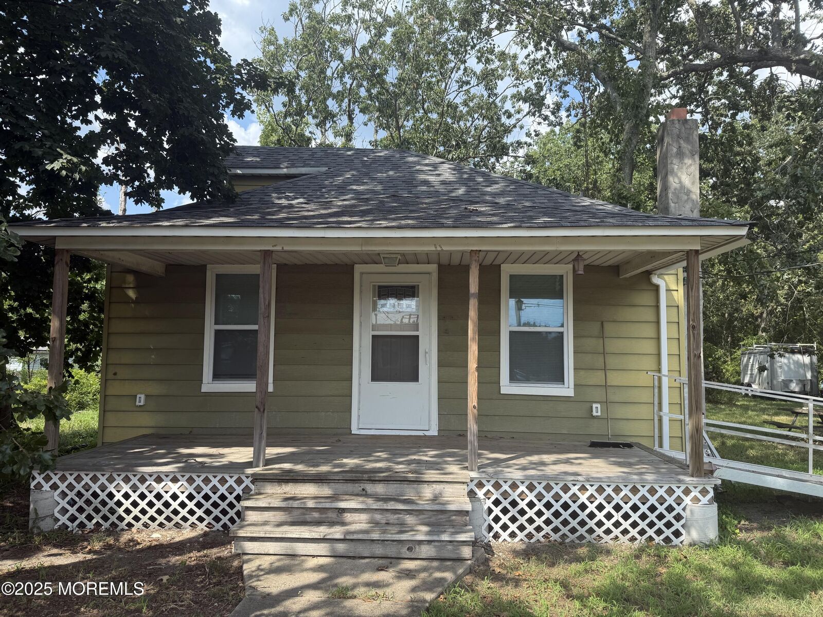 Property Photo: 205 Manapaqua Avenue NJ 08733