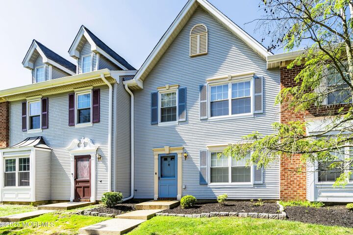 19 Albury Way  North Brunswick NJ 08902 photo